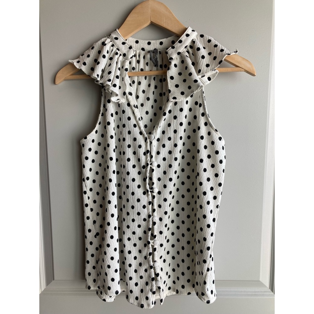MOVING SALE! Anthropologie polka dot sleeveless top